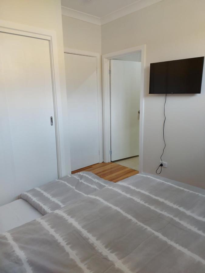 Maruve Guesthouse 12 Min From Melb Airport Melbourne Esterno foto