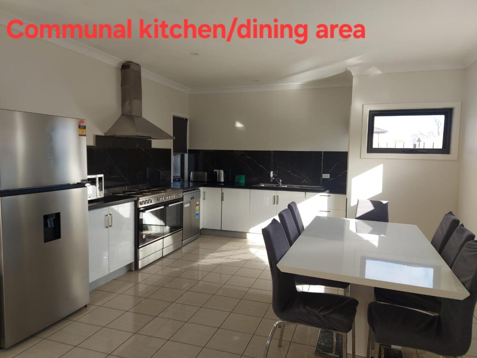 Maruve Guesthouse 12 Min From Melb Airport Melbourne Esterno foto